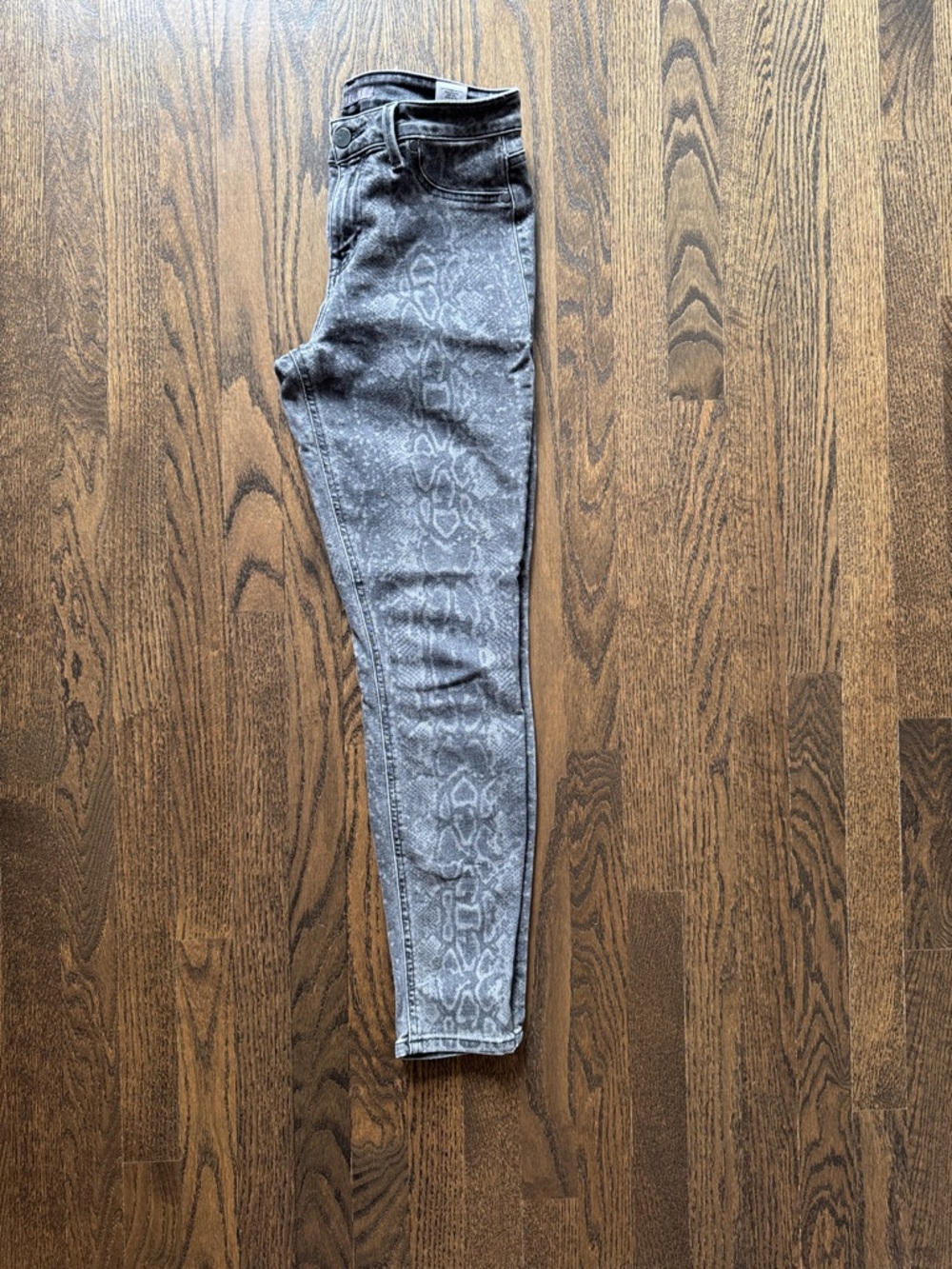 Snake skin Patterned Women’s Jeans
